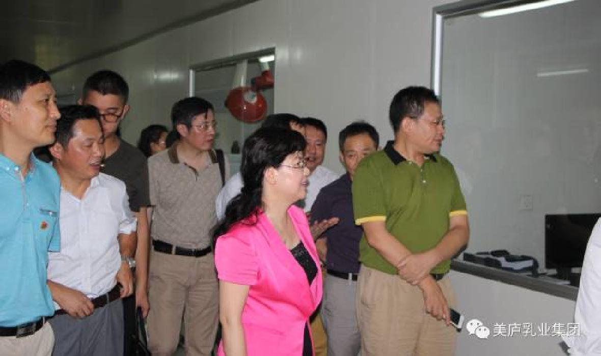 省人大代表、行业专家齐聚热博rb88 探寻热博rb88食品安全成功经验